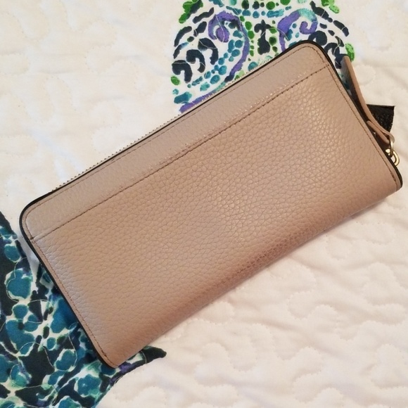Kate Spade Chester Street Neda Wallet - Picture 2 of 4